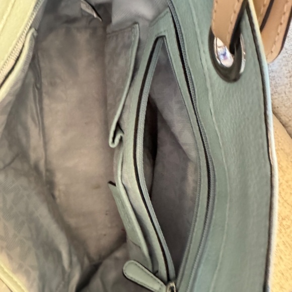 Michael Kors Bedford Medium Pebbled Leather Tote Bag - Picture 2 of 6